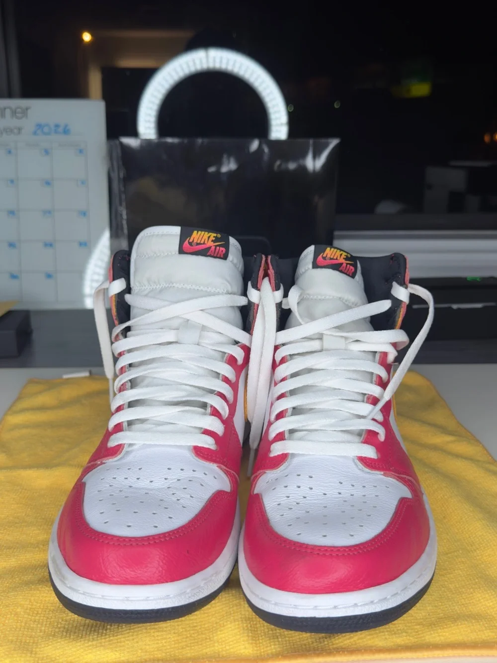 Nike Air Jordan 1 Retro High OG Light Fusion Red - White/Pink/Yellow